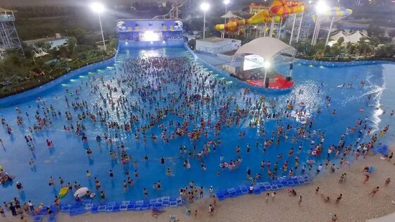 Central Control Vacuum Tsunami Wave Pool For Aqua Resort