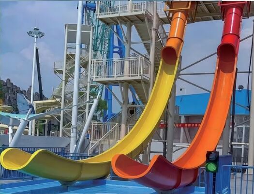 Bom preço Peixe Voador Parque Aquático Deslizamento Aquático Golden Hook em forma de 8-15m de altura on-line