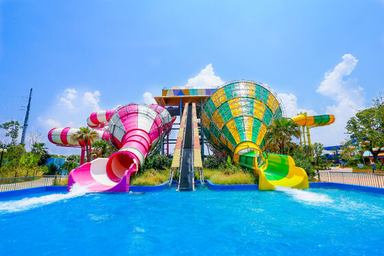 Goede prijs Grote luidsprekervormige zwembadglijbaan dia 18 meter voor pretpark online