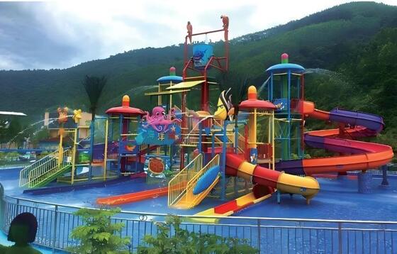 Bom preço Mundo subaquático Parque temático Aqua Village 660m2 com deslizamento em espiral on-line
